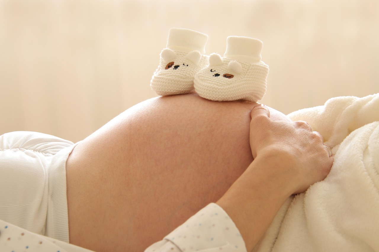妊婦がヘッドスパで不眠を改善する方法は？