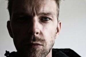 ヘッドスパで眠くなる理由とその効果は？