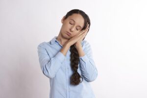 自宅でヘッドスパを使って疲れを癒すデバイスは？